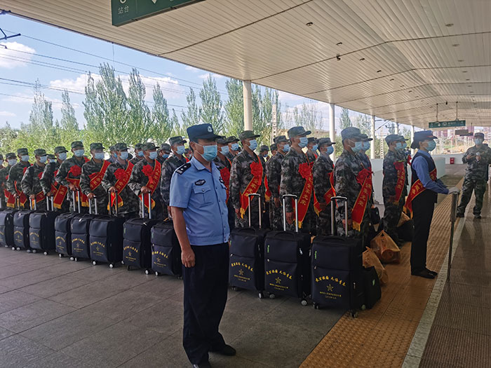 榆林火车站派出所：多措并举为新兵运输工作保驾护航