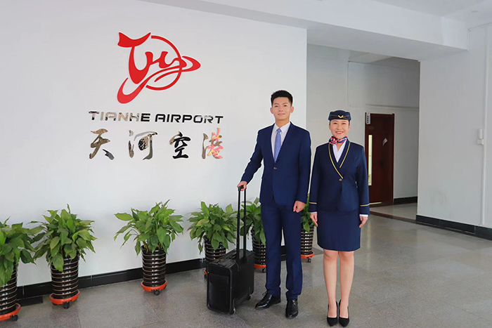天河空港王志民带你一睹北京天河空港航空学校校园风采